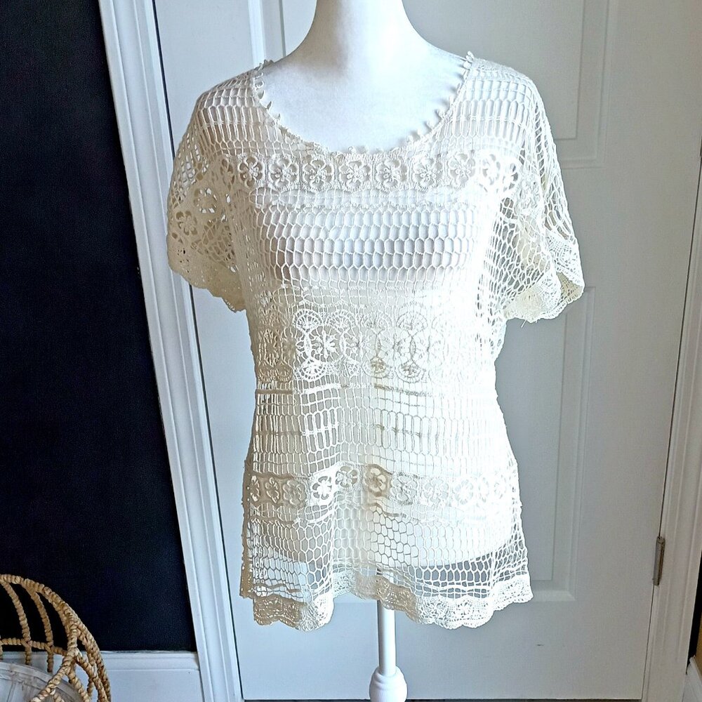SHEER CROCHET LACE TOP SZ L By KENAR